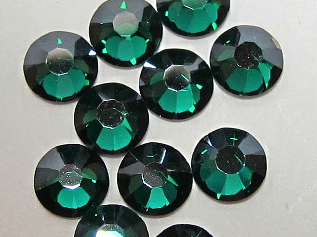 72 pcs. 20ss EMERAL MYSTIQUE (maxima) FLATBACK PRECIOSA Rhinestones